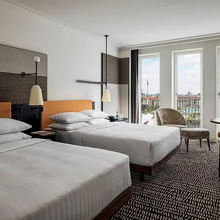 Marriott Hotel 5*