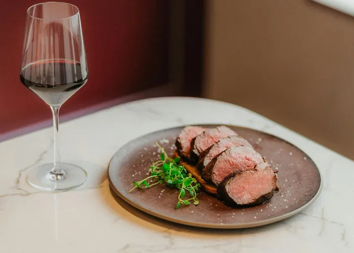 호텔 메리어트 5*